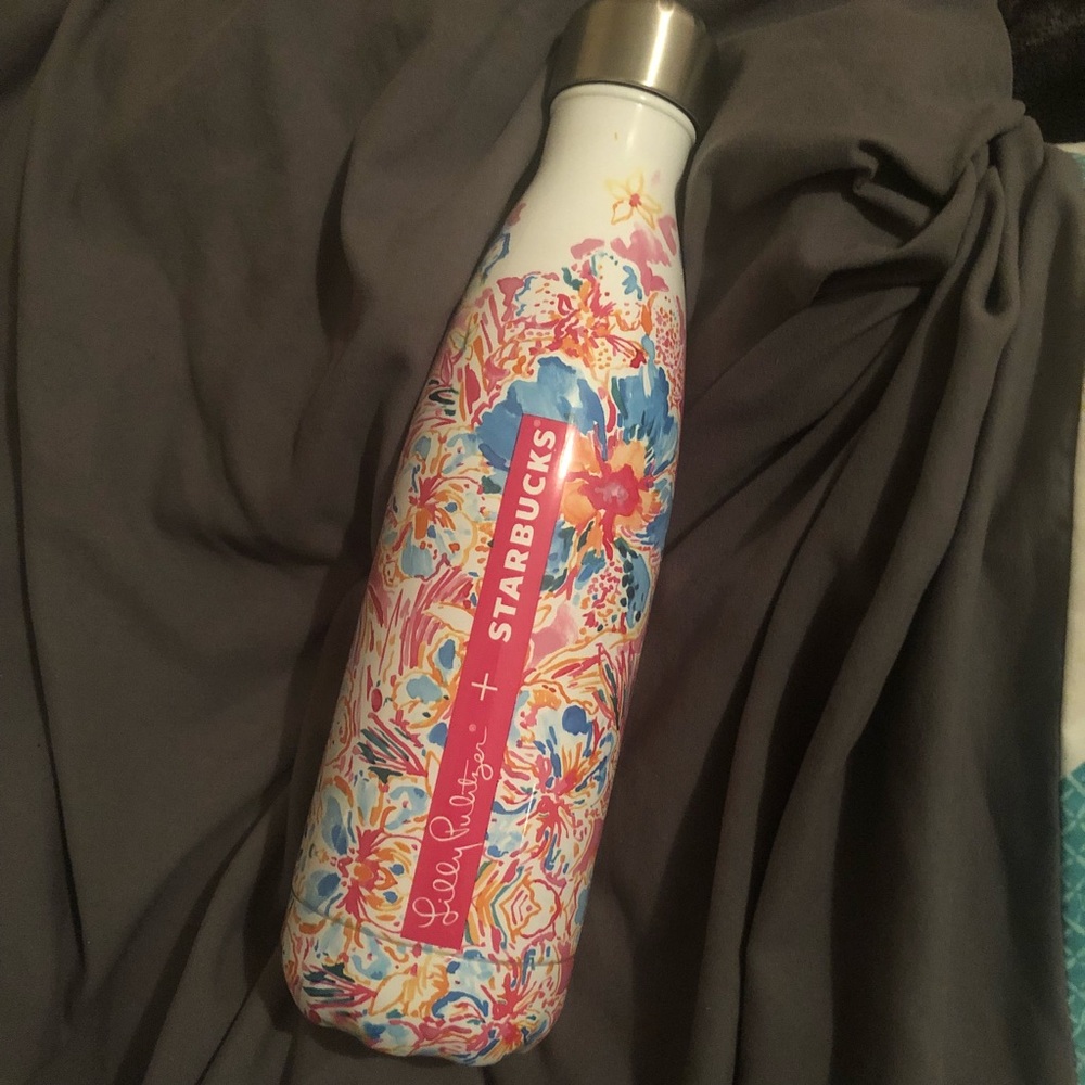Lilly pulitzer Starbucks swell